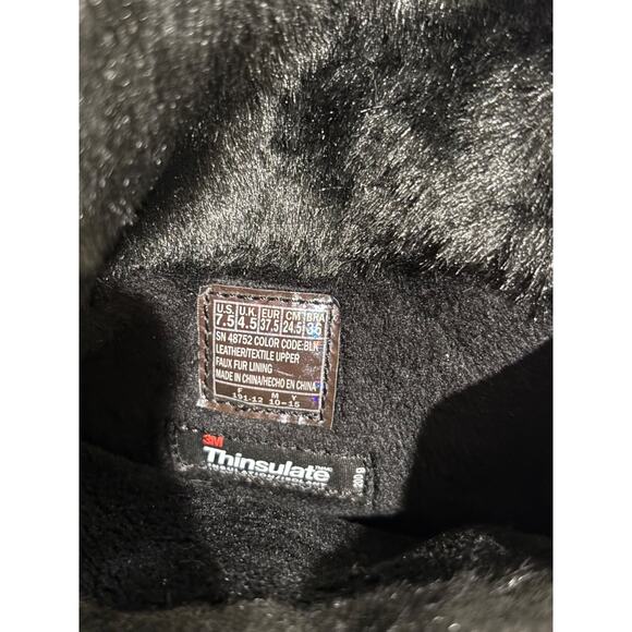 Skechers Women's Sz 7.5 Alaska Black Quilted Suede Leather Winter Boots Faux Fur - Picture 8 of 9